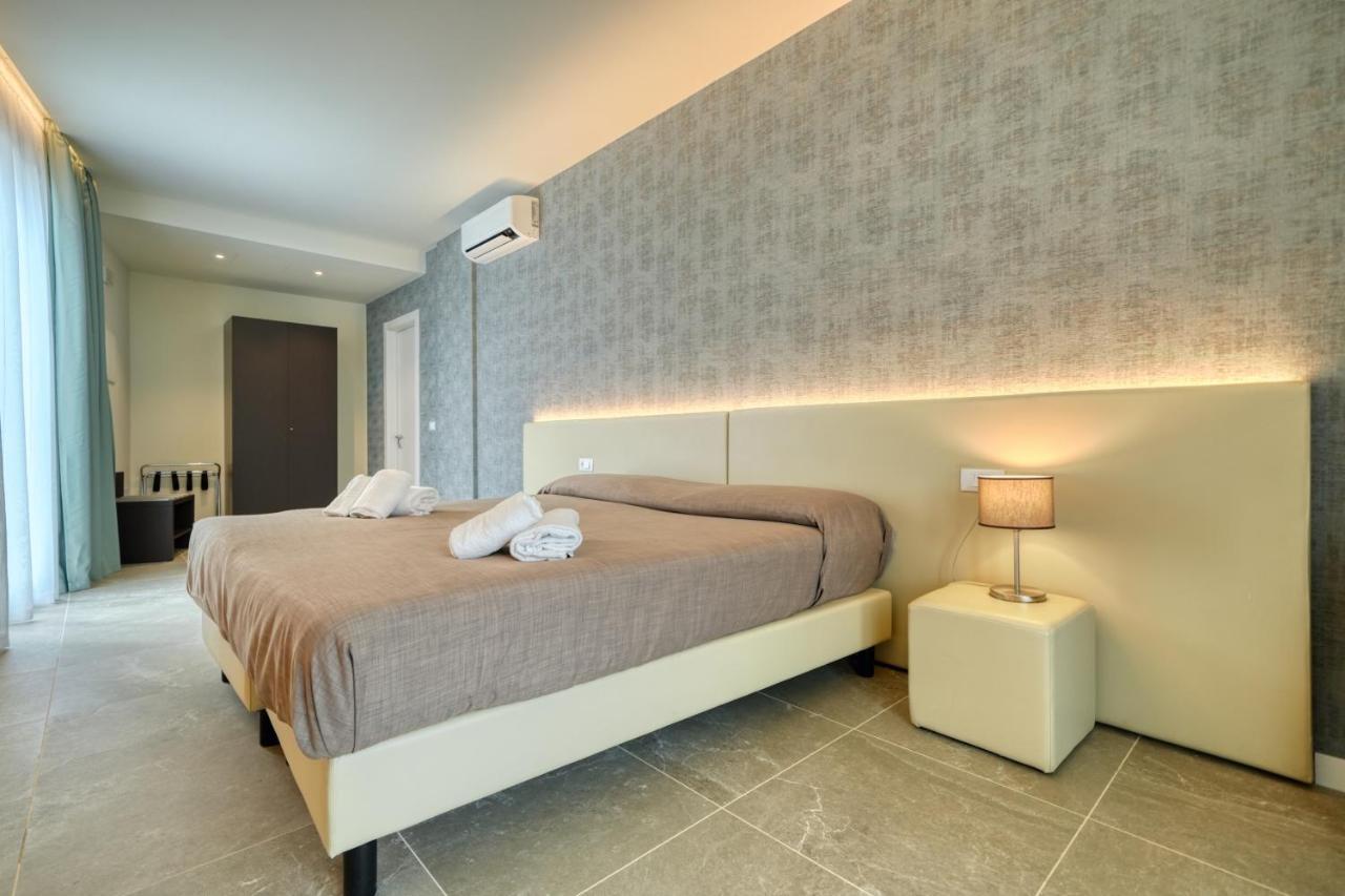 Hotel Palazzo Del Garda & Spa Desenzano del Garda Exterior foto