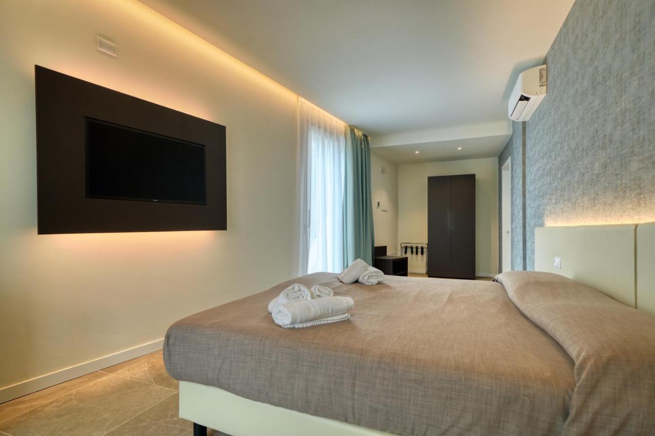Hotel Palazzo Del Garda & Spa Desenzano del Garda Exterior foto