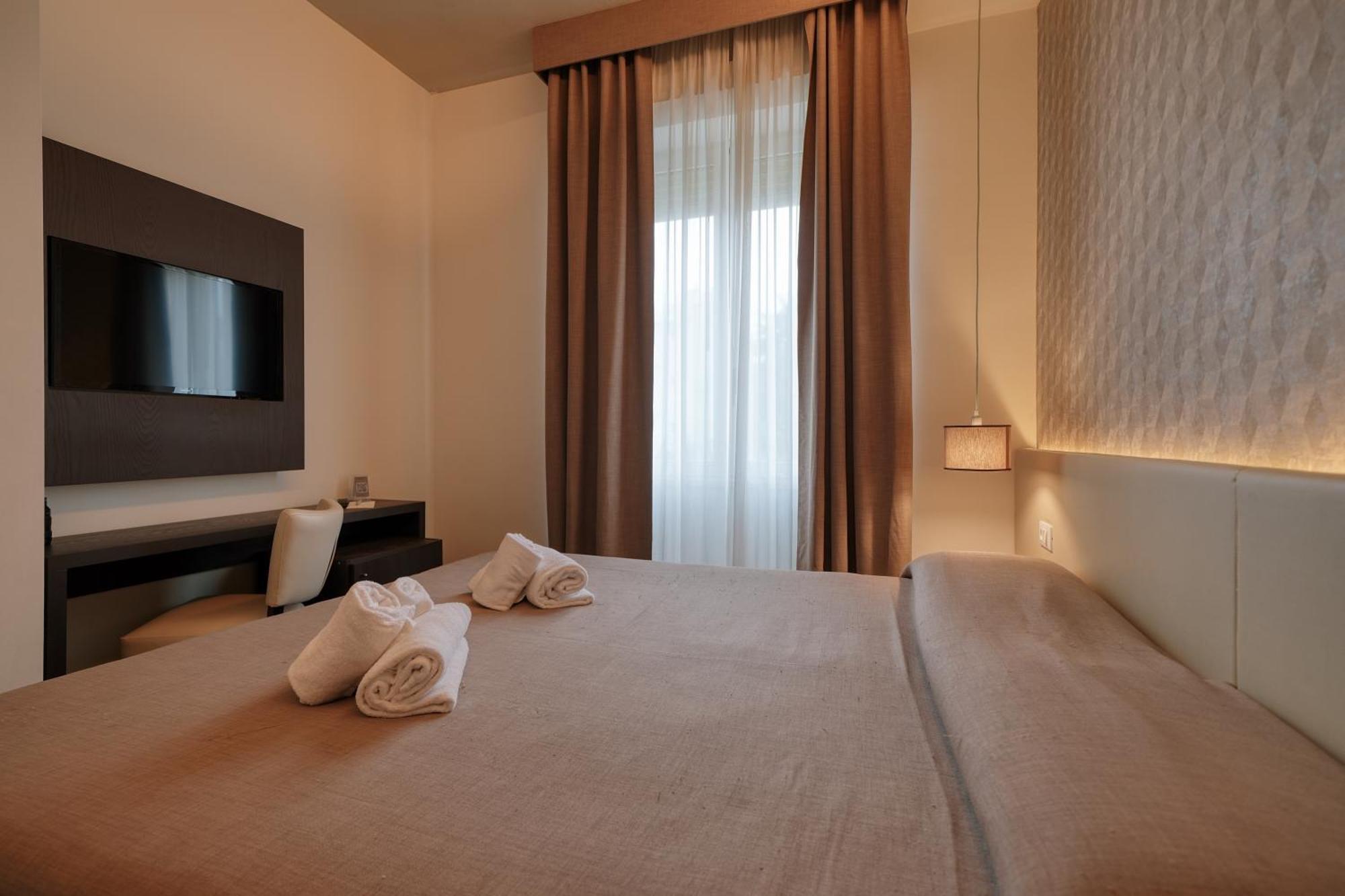 Hotel Palazzo Del Garda & Spa Desenzano del Garda Exterior foto