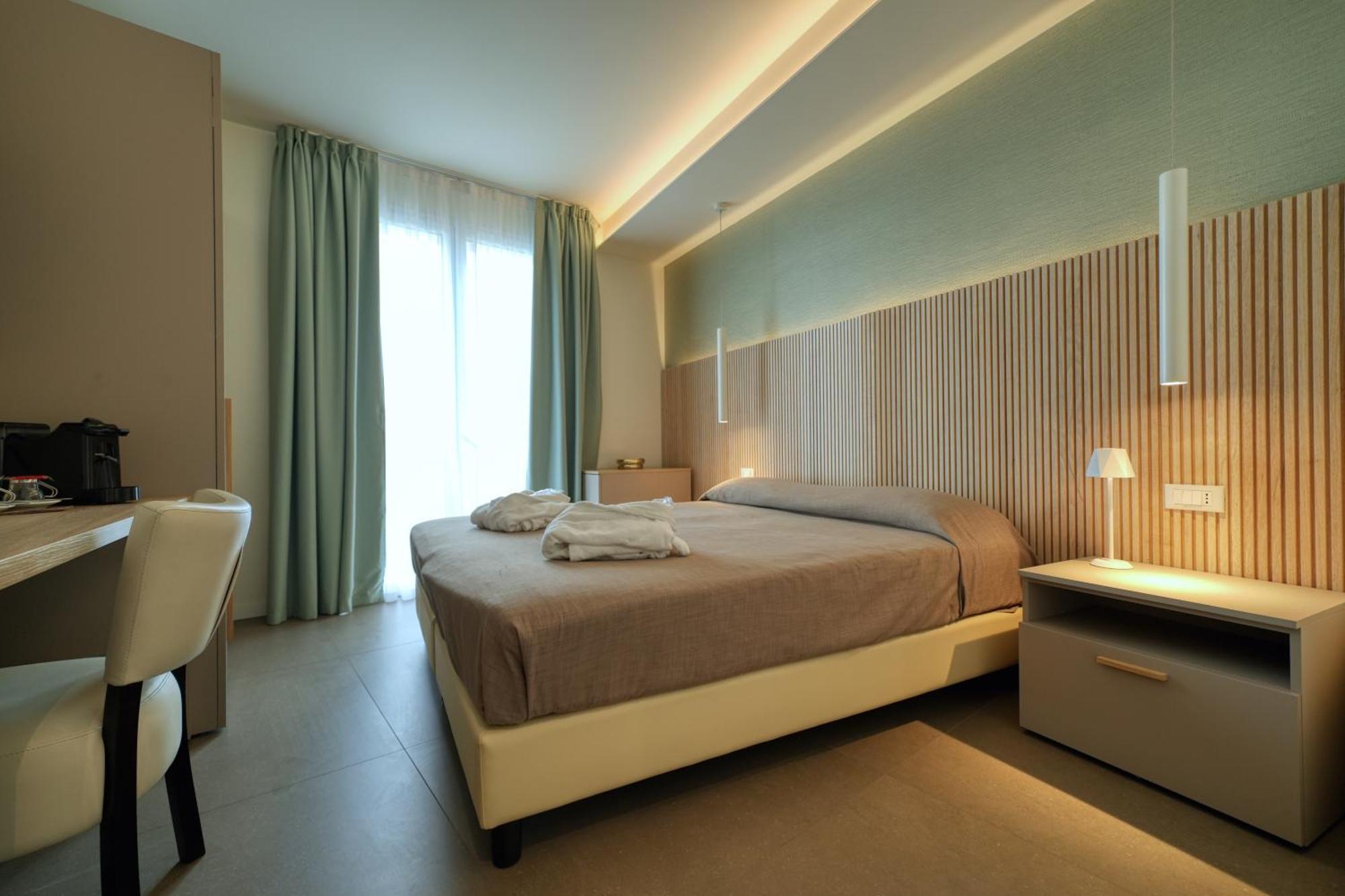 Hotel Palazzo Del Garda & Spa Desenzano del Garda Exterior foto